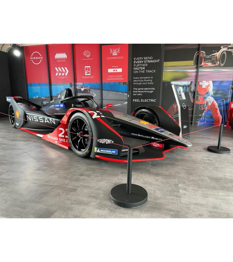 Museum Barrier Stainless Steel, Brass & Black 